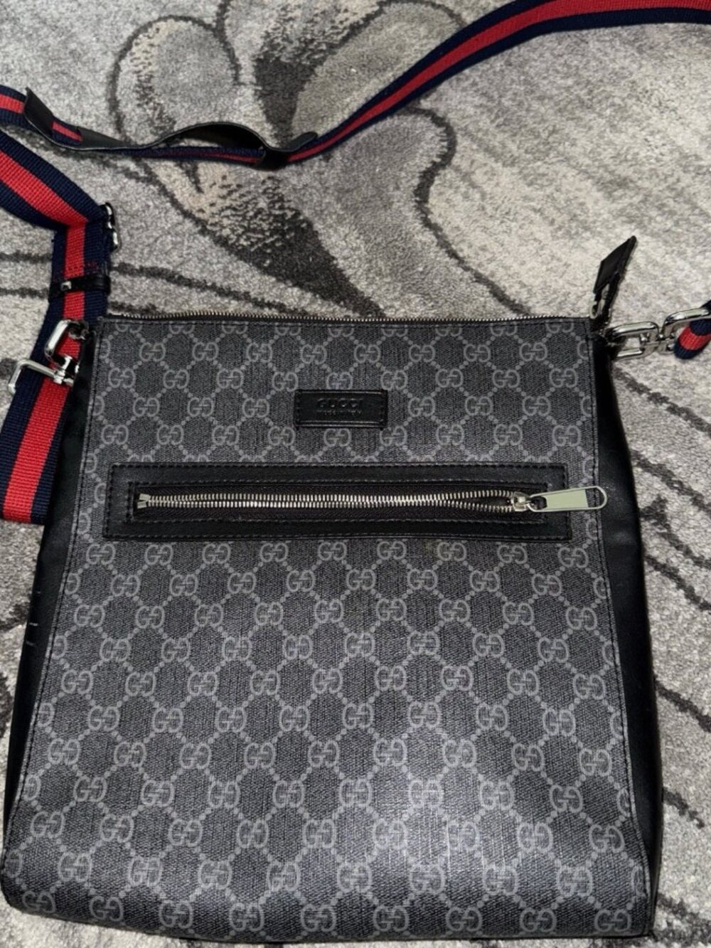 Gucci Messenger Bag GG Coated Canvas - Medium in Black/Navy Supreme Web
